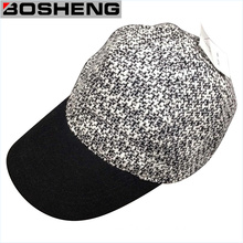 Fashion Knitted Baseball Cap with Faux Leather Leo